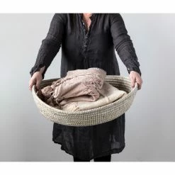 Cheapest 🛒 Decorative Storage Baskets 3R Studios White Handwoven Grass Basket With Handles 💯 -DecMode Collection Shop detailCREC2255